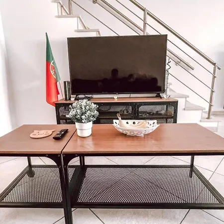 Peniche Master Bedroom With Sea View Balcony, Private Bathroom, Shared Kitchen, Swimming Pool, Surfing * Atouguia Da Baleia